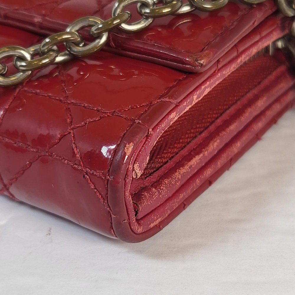 Authenticated DIOR Red Cannage Patent Leather New Lock Wallet on Chain - Picture 7 of 16